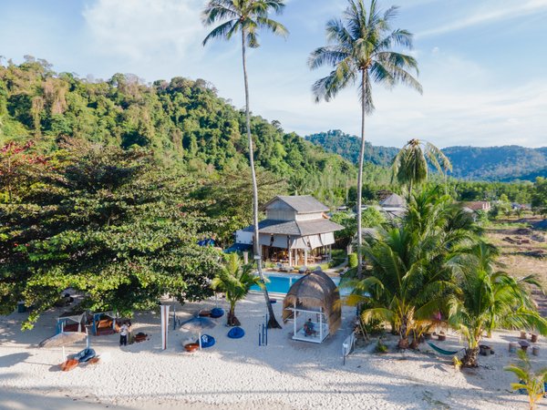 Natural surroundings at Salty & Sunny