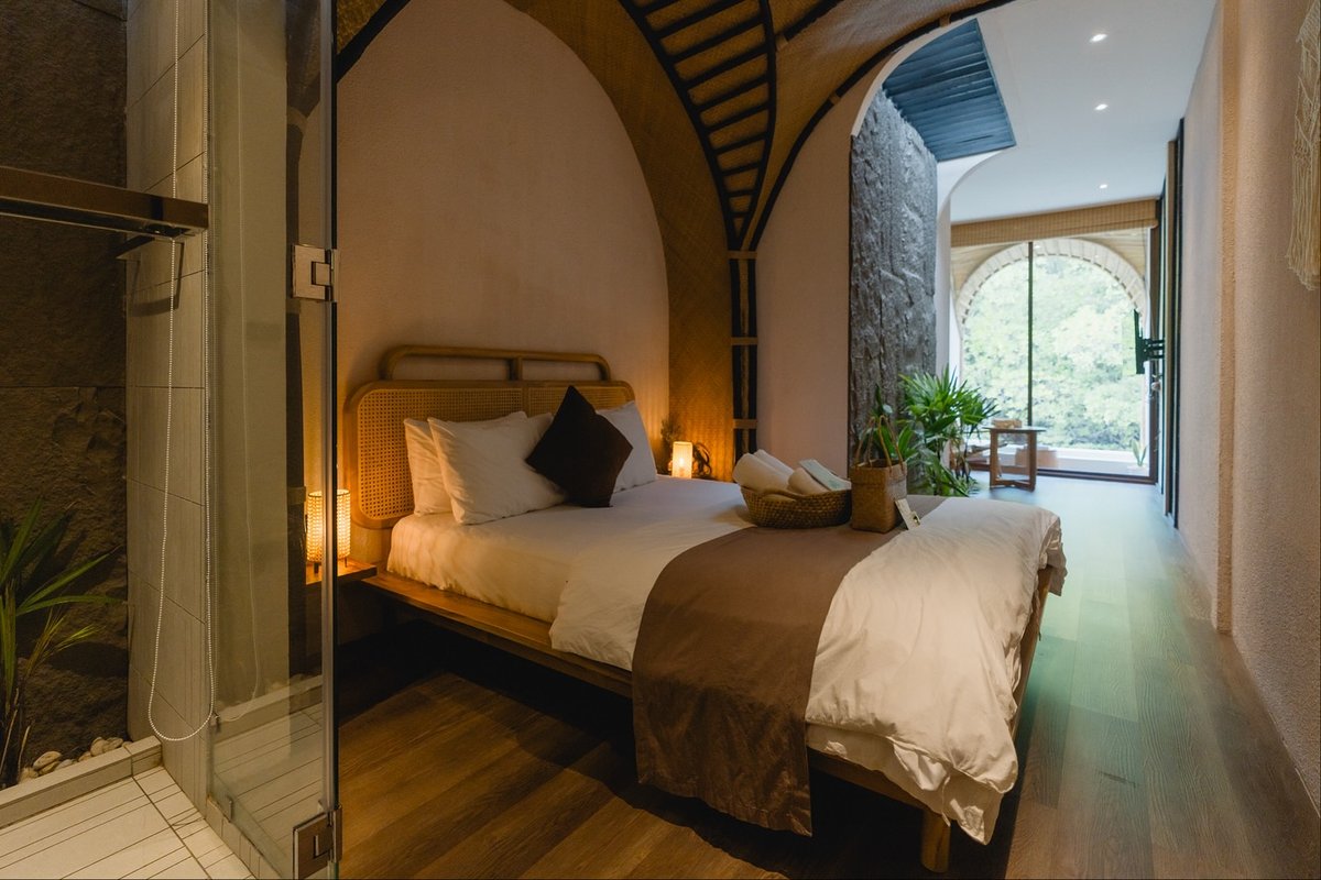 Double room with private jacuzzi at Salty & Sunny Koh Kood