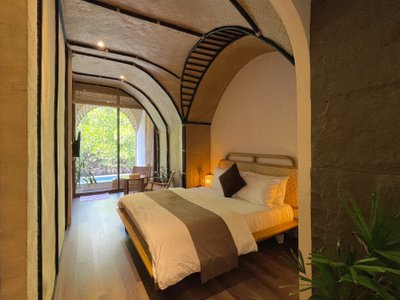 Tropical room decor at Salty & Sunny